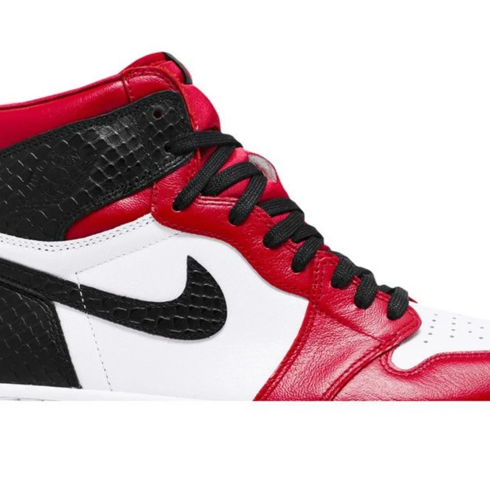 Air Jordan 1 Retro High OG Sneaker - Satin Red - women’s size 7 , men’s size 5.5